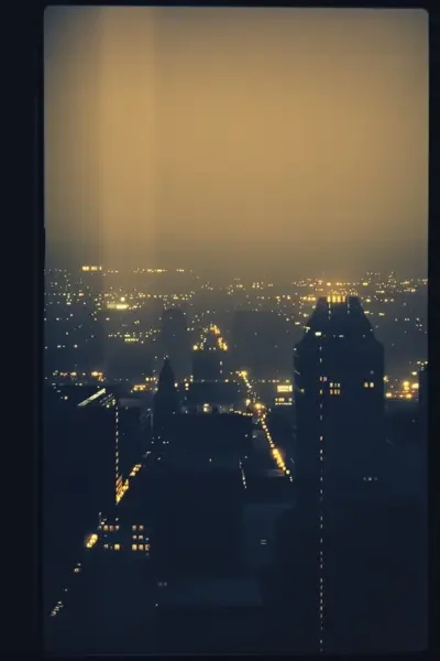 长夜灯火 海报